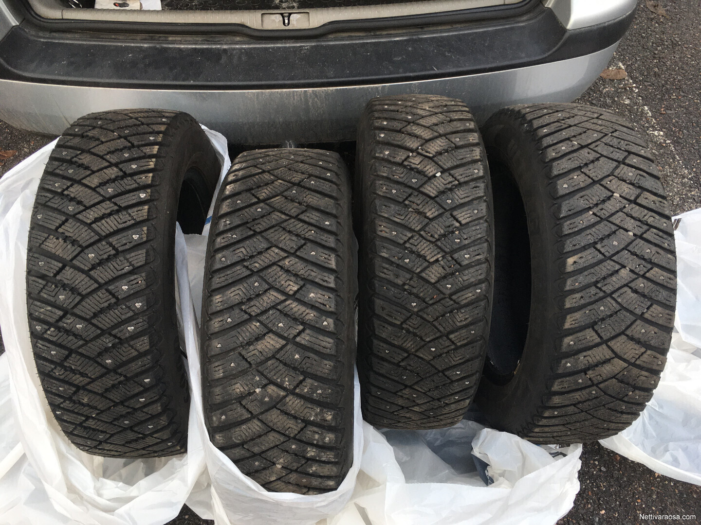 Nettivaraosa - Goodyear Ultragrip Ice Arctic - Tyres - Nettivaraosa