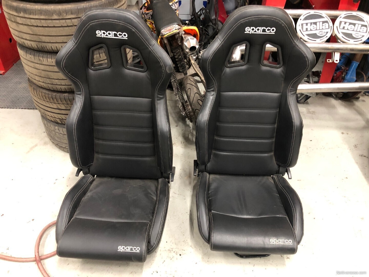 sparco r100 e36