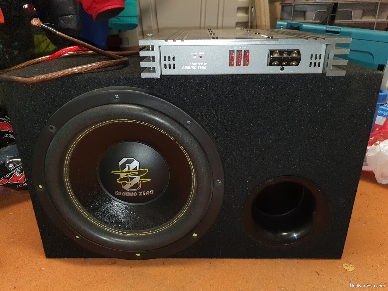Nettivaraosa Ground Zero 12 Uranium GZUA 2225SQ 2018 12 subwoofer