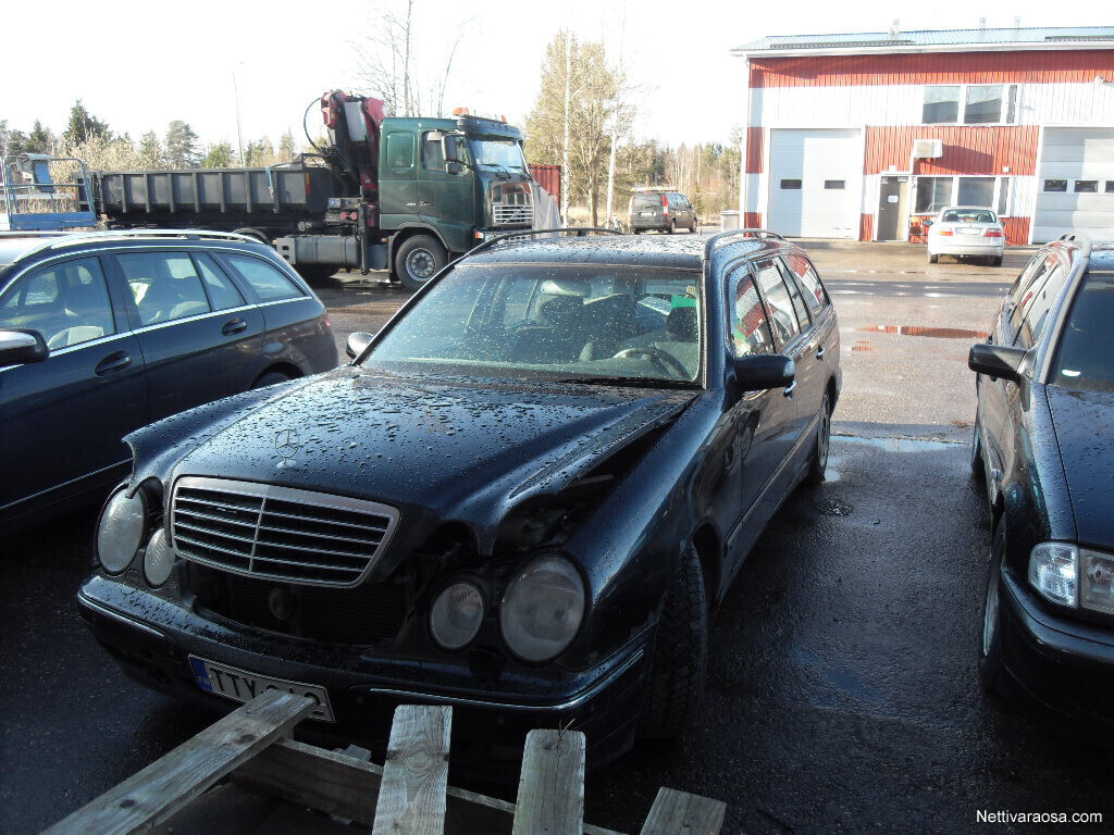 Мерседес w210 2001