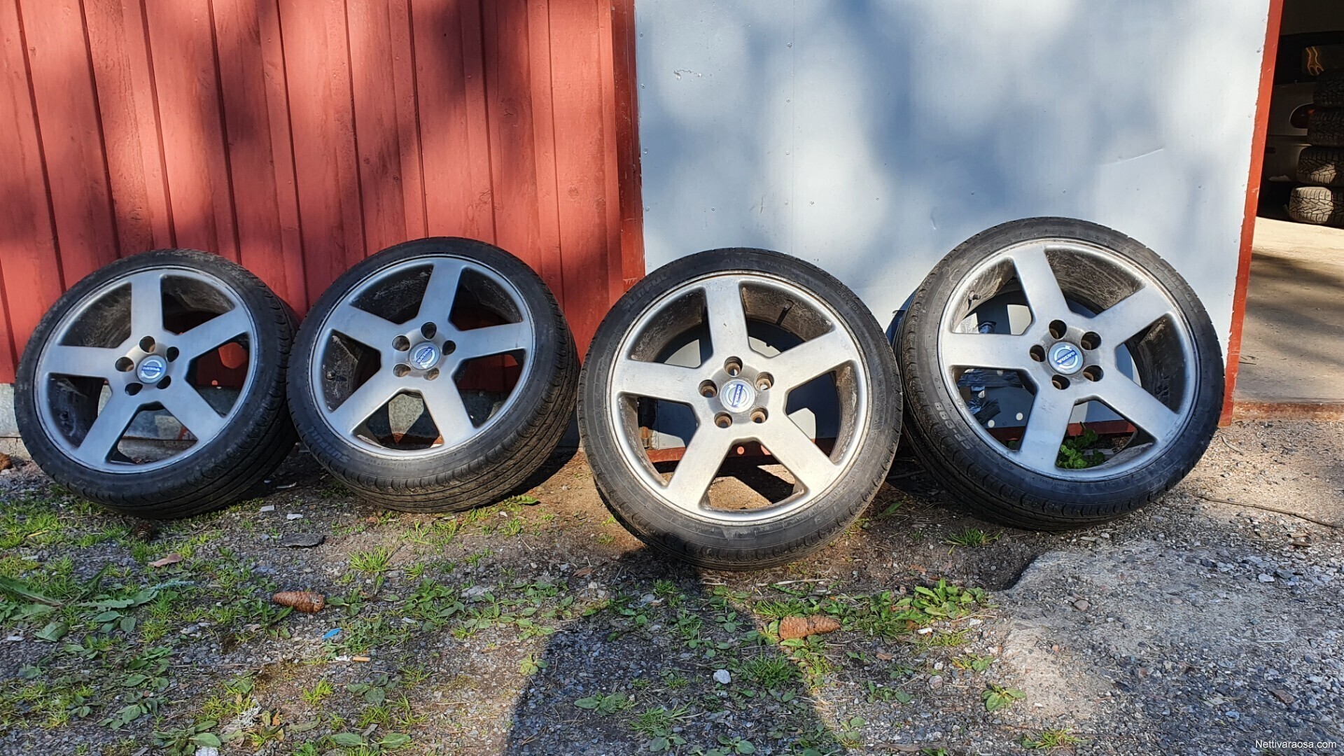 nettivaraosa-volvo-850-aidot-volvon-t5r-vanteet-vanteet