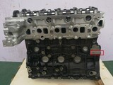 Isuzu moottori 4JJ1 puolimoottori