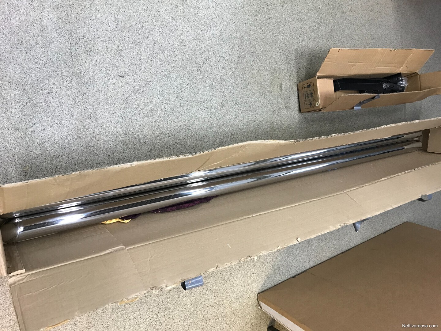 Nettivaraosa Toyota Hiace 2012 Car accessories and car equipment