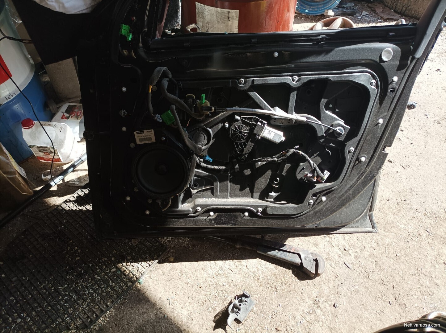 Nettivaraosa volvo v60 2012 r design Car spare parts Nettivaraosa