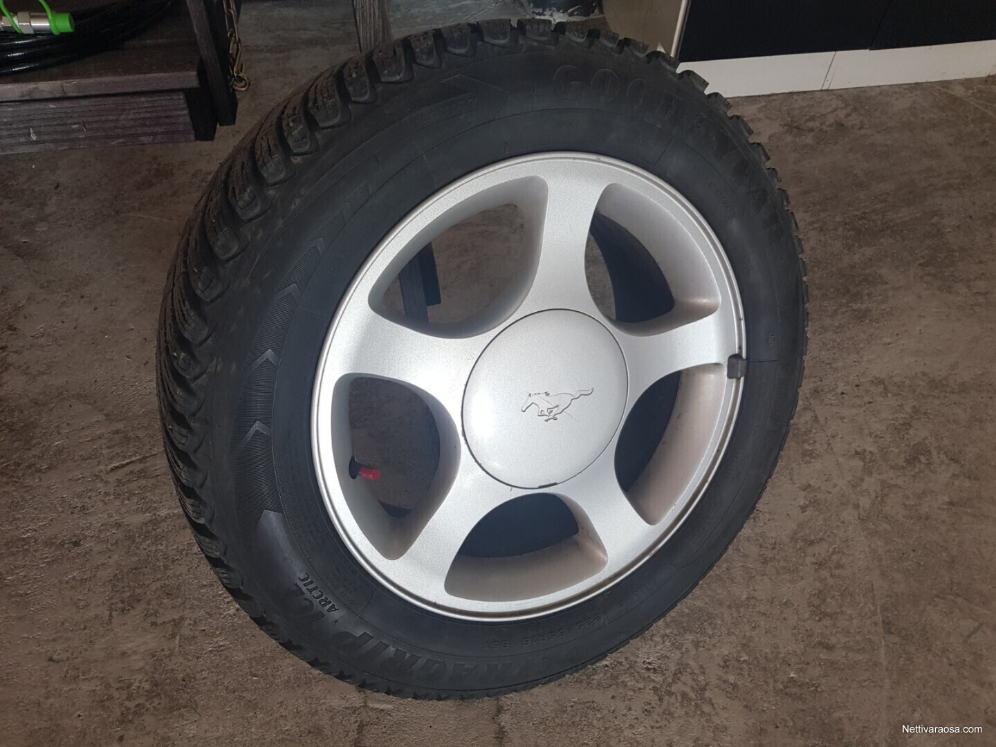 Nettivaraosa - Goodyear Ultragrip ice - Tyre sets - Nettivaraosa