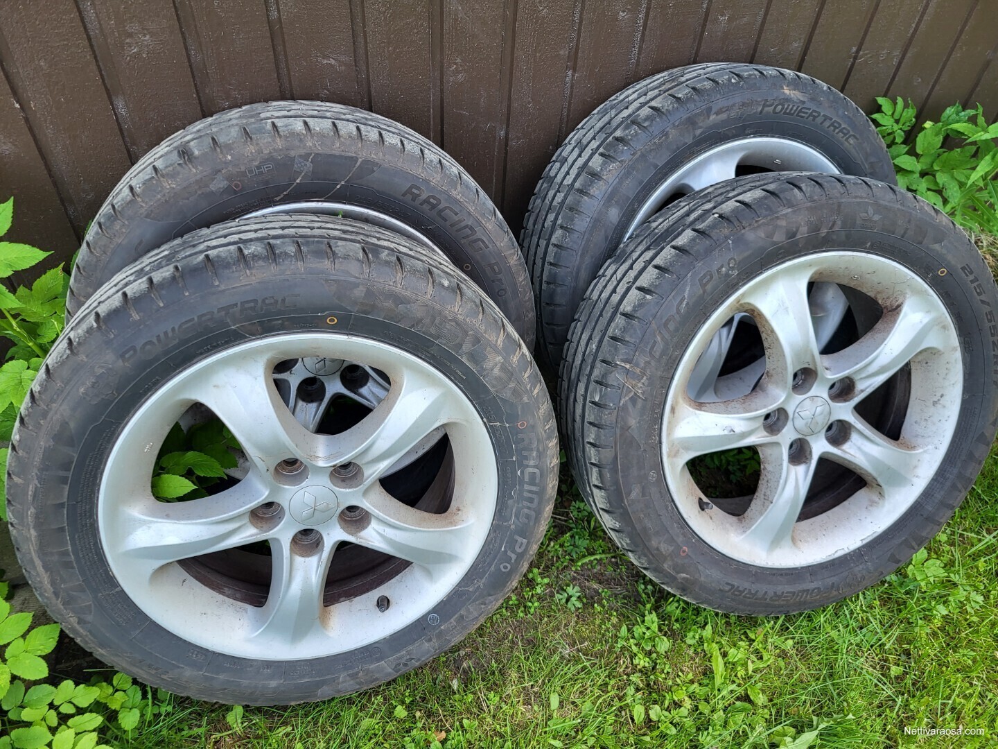 Nettivaraosa - Powertrac Racing pro - Tyres - Nettivaraosa