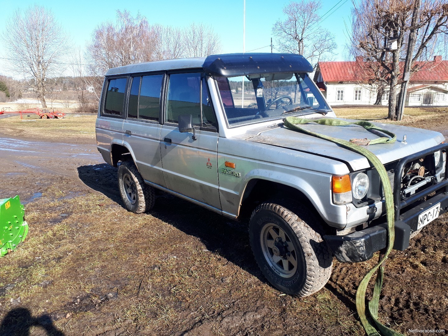 Mitsubishi pajero 1987