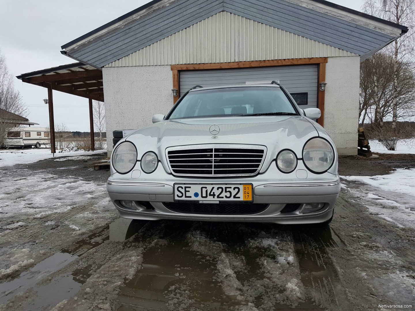 Мерседес w210 2001