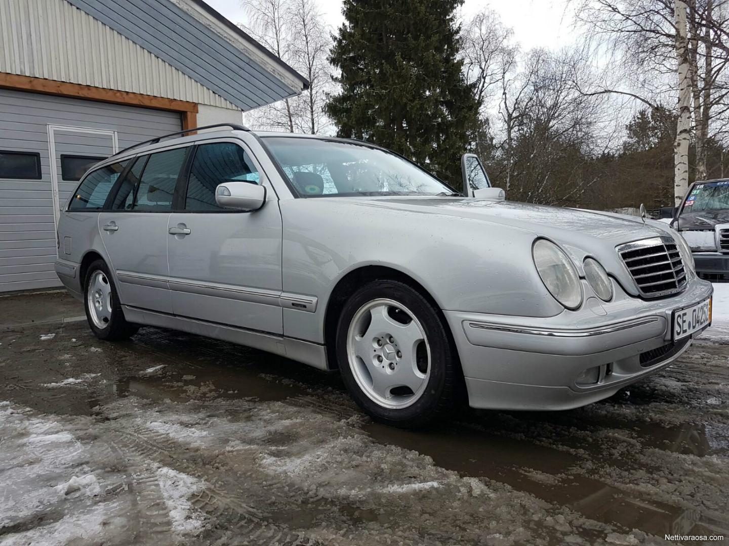 Мерседес w210 2001