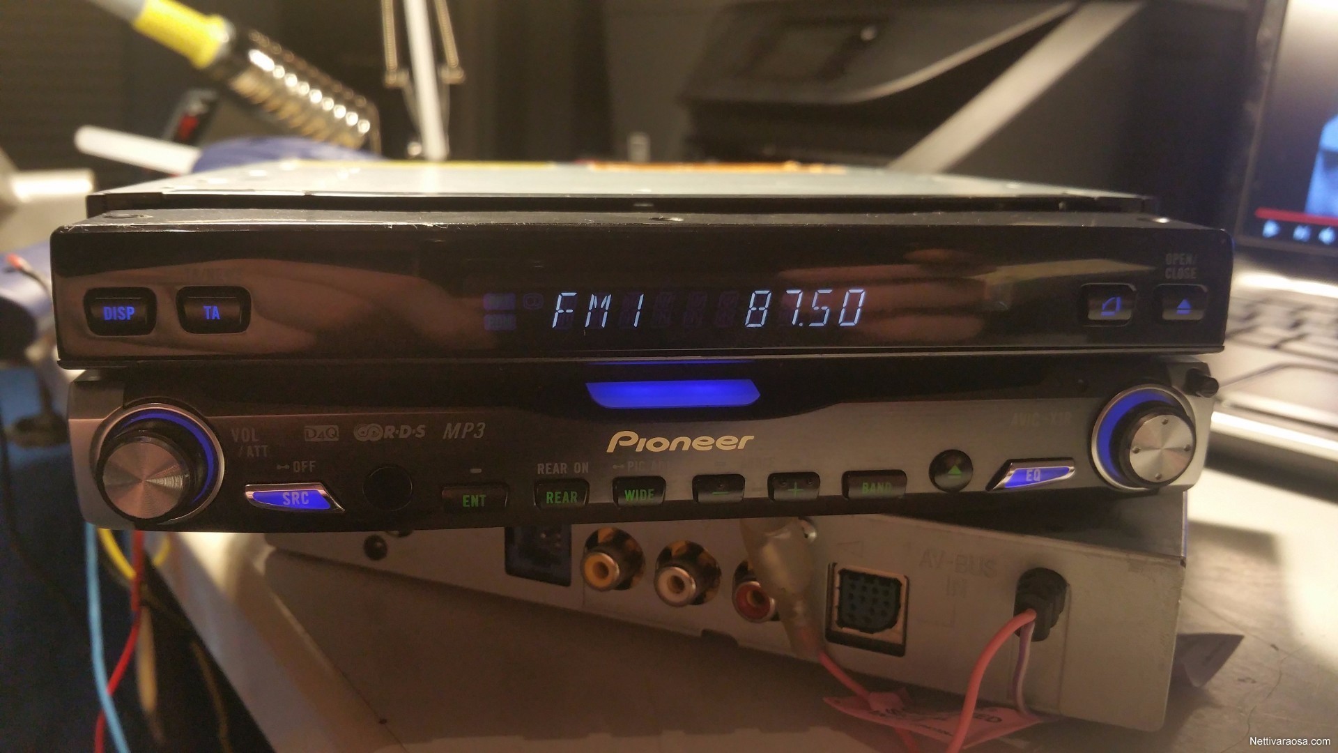 pioneer avic x1r