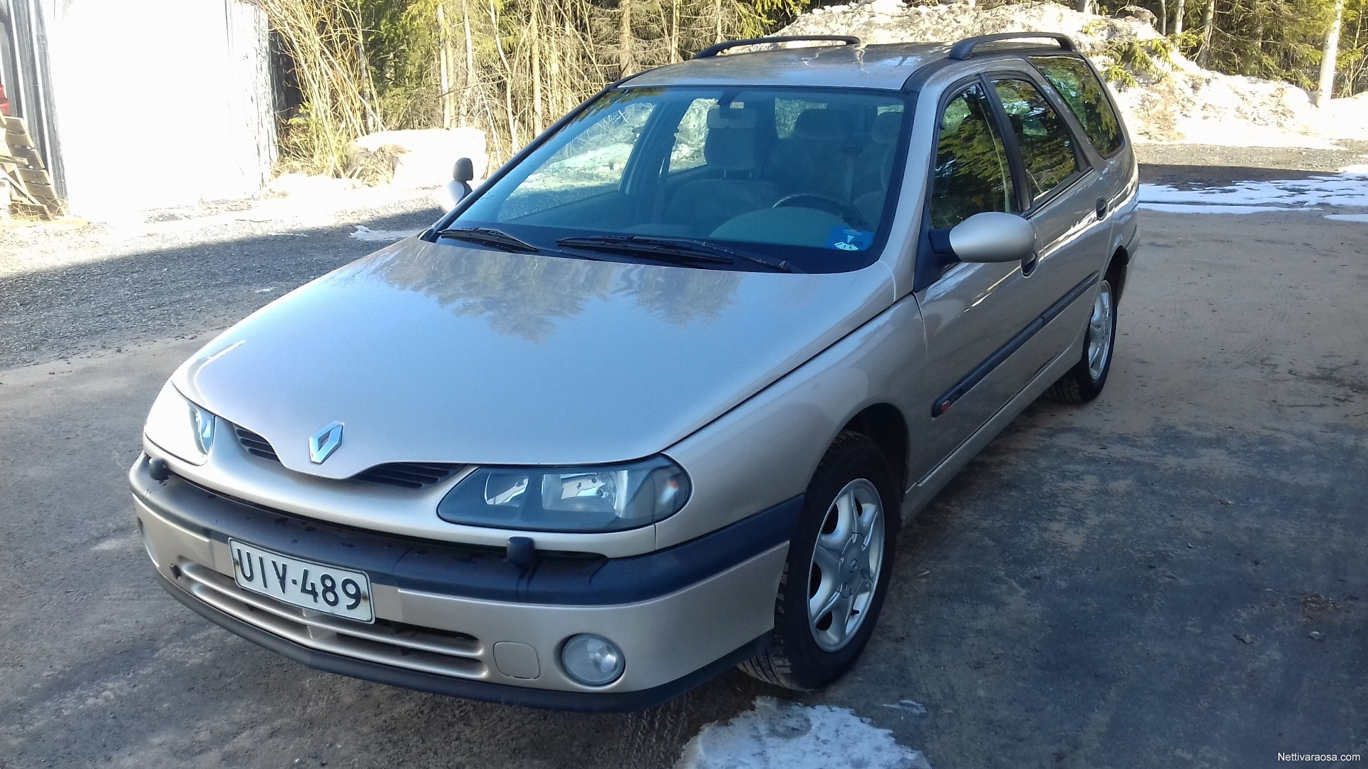 Renault laguna черный