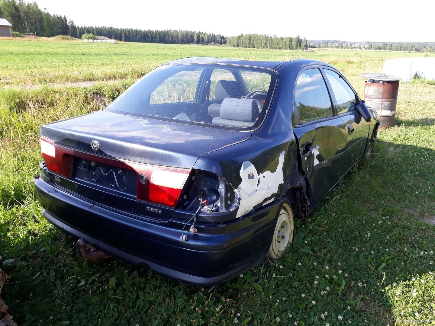 Mazda familia 1996