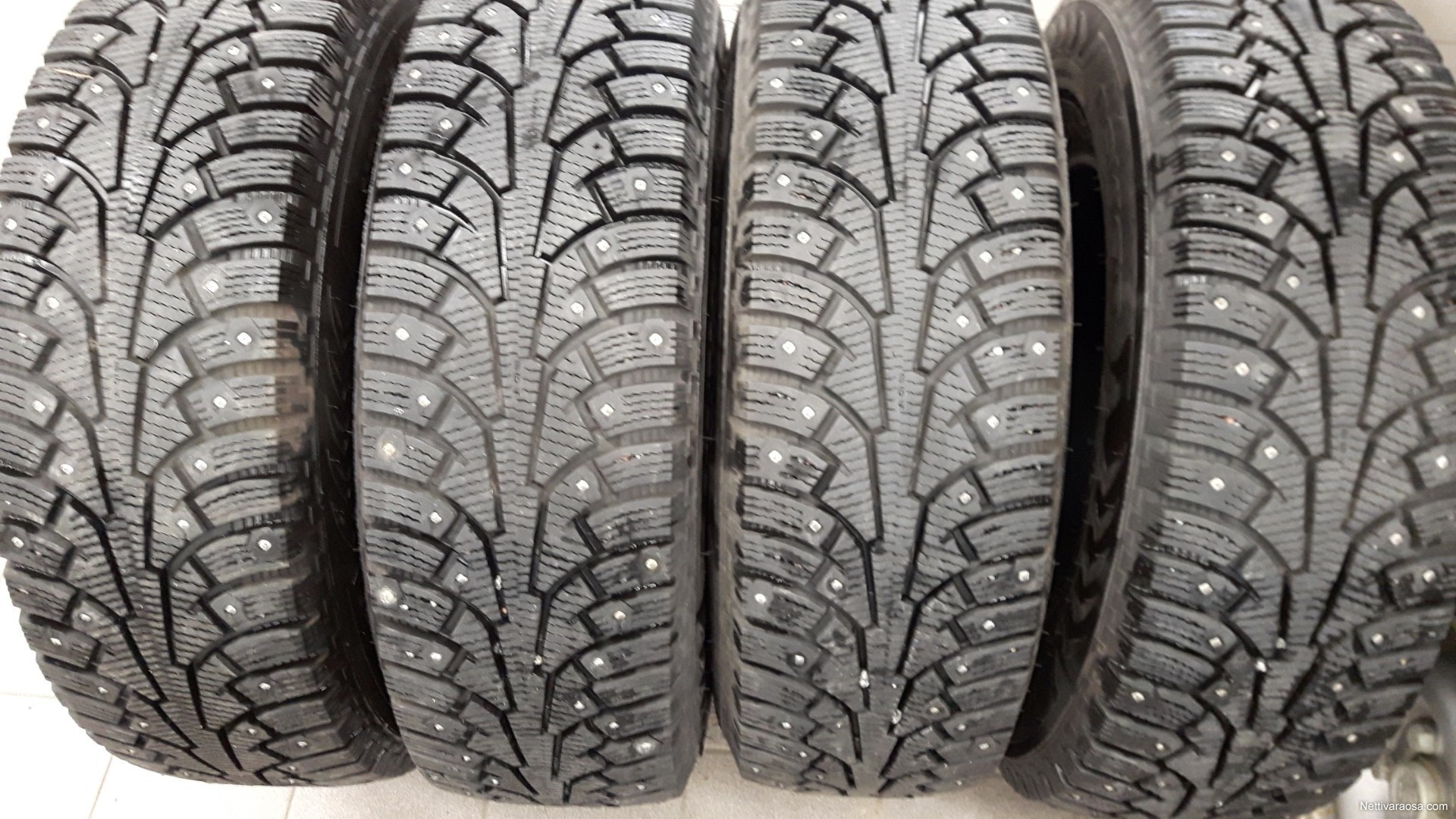 Nettivaraosa - Nokian Hakkapelìitta 5 - Sport Utility - Renkaat ...