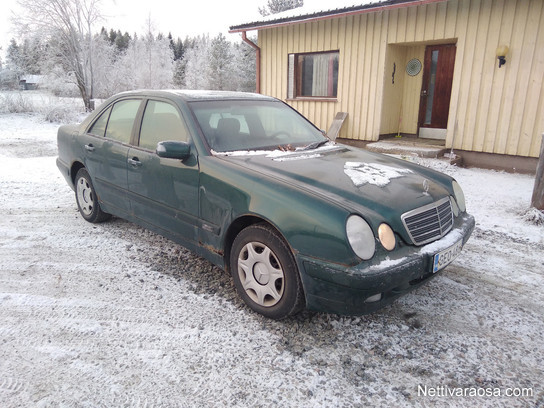 Мерседес w210 2001