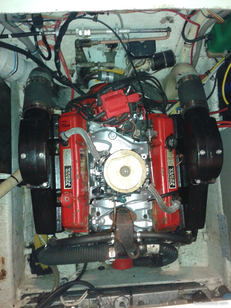 Volvo penta v8