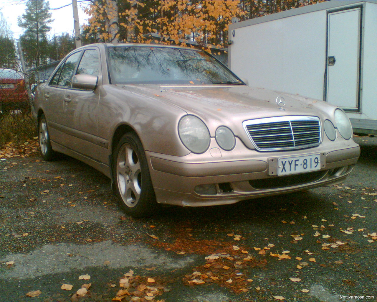 Мерседес w210 e200