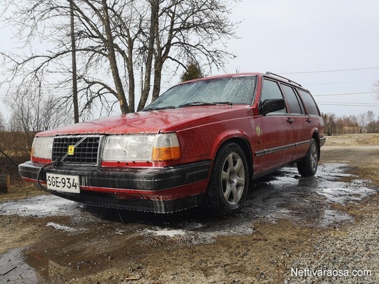 Lifted volvo 940