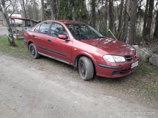 Nissan almera старый