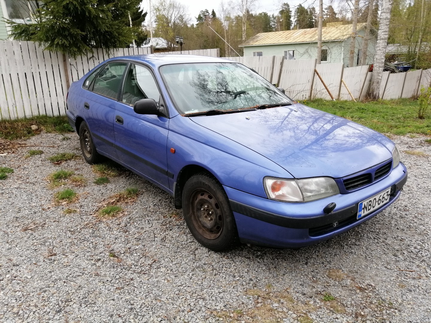 Toyota carina 215